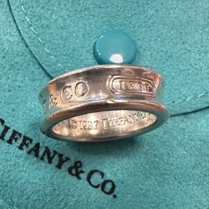 VTG Tiffany & Co. Basics 1837 concave ring sterling silver, size 7.5
